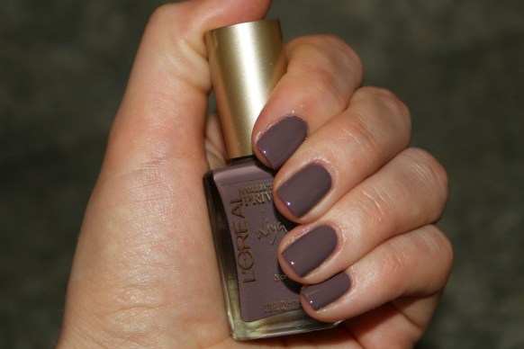 l'oreal liya's nude nail polish