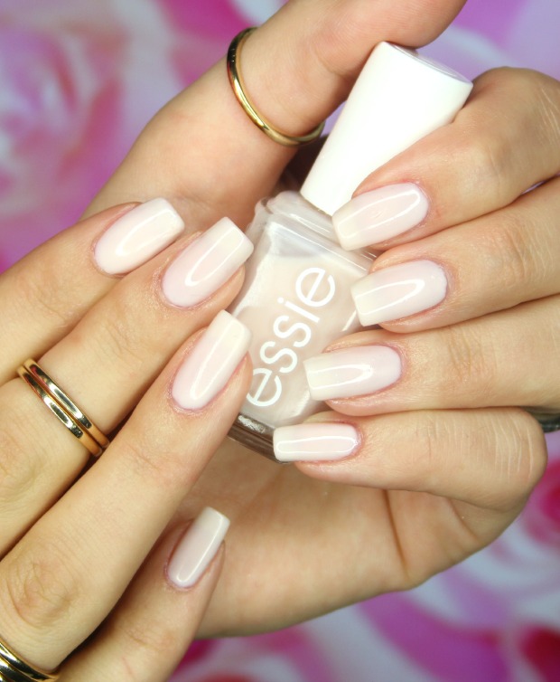 Essie limo-scene swatch