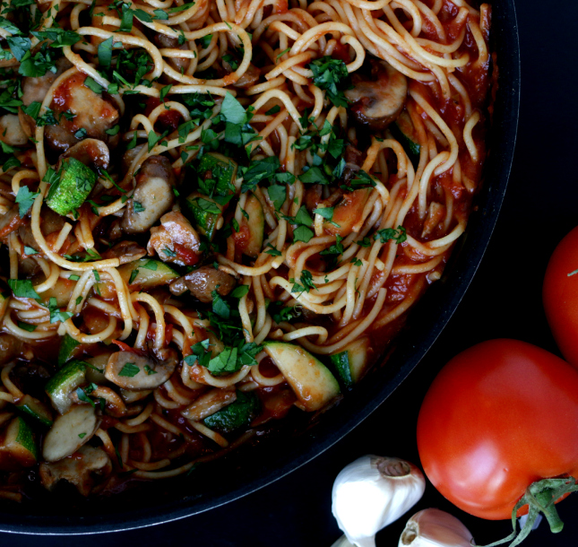 Pasta Marinara with msuhroom and zucchini