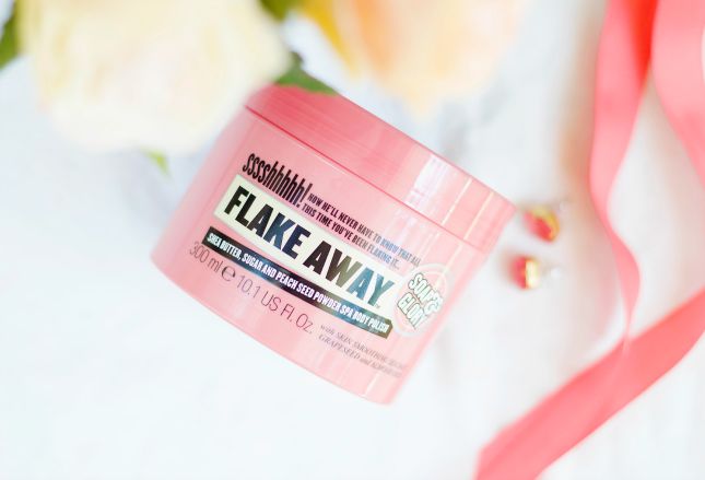 soap and glory flake away body polish review