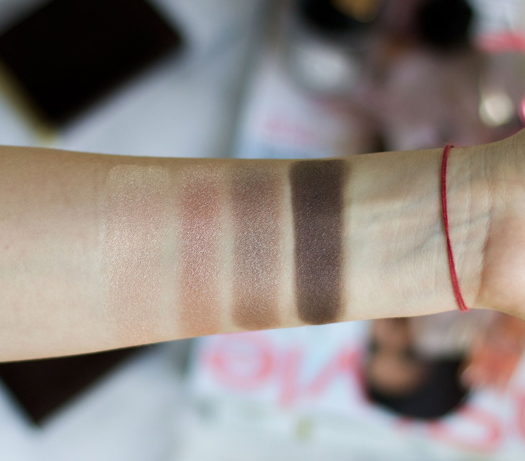 tom-ford-nude-dip-swatches