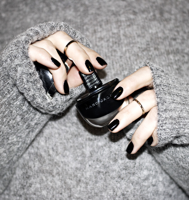 marc-jacobs-black-polish