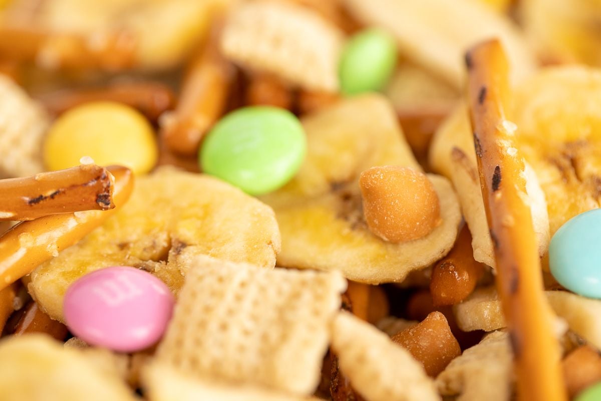 Trail mix without raisins