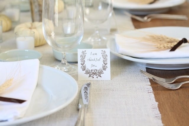 I'm thankful cards for a beautiful Thanksgiving table 