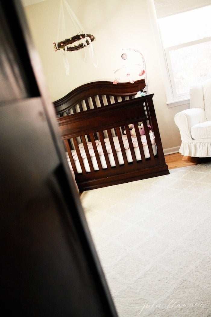 neutral nursery decorating ideas