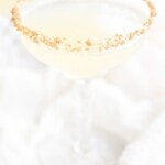 An easy to sip sparkling lemonade recipe made with champagne or sparkling grape juice