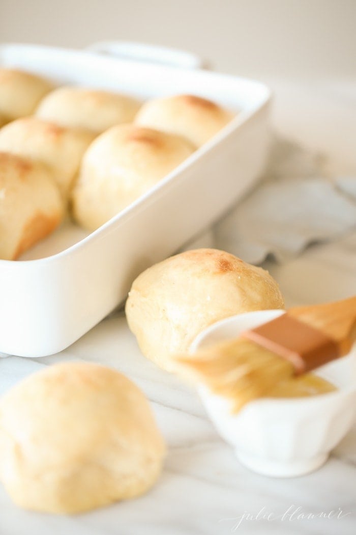 How to make dinner rolls in just 30 minutes