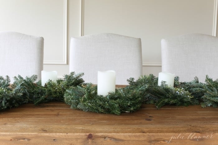 easy entertaining tips and a simple holiday centerpiece