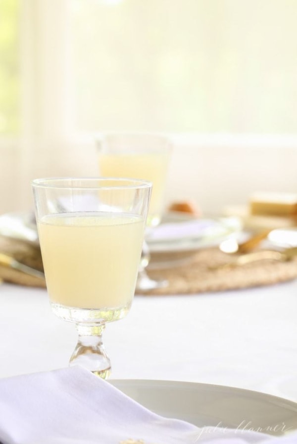 naturally sweetened refined sugar free honey lemonade in just 60 seconds