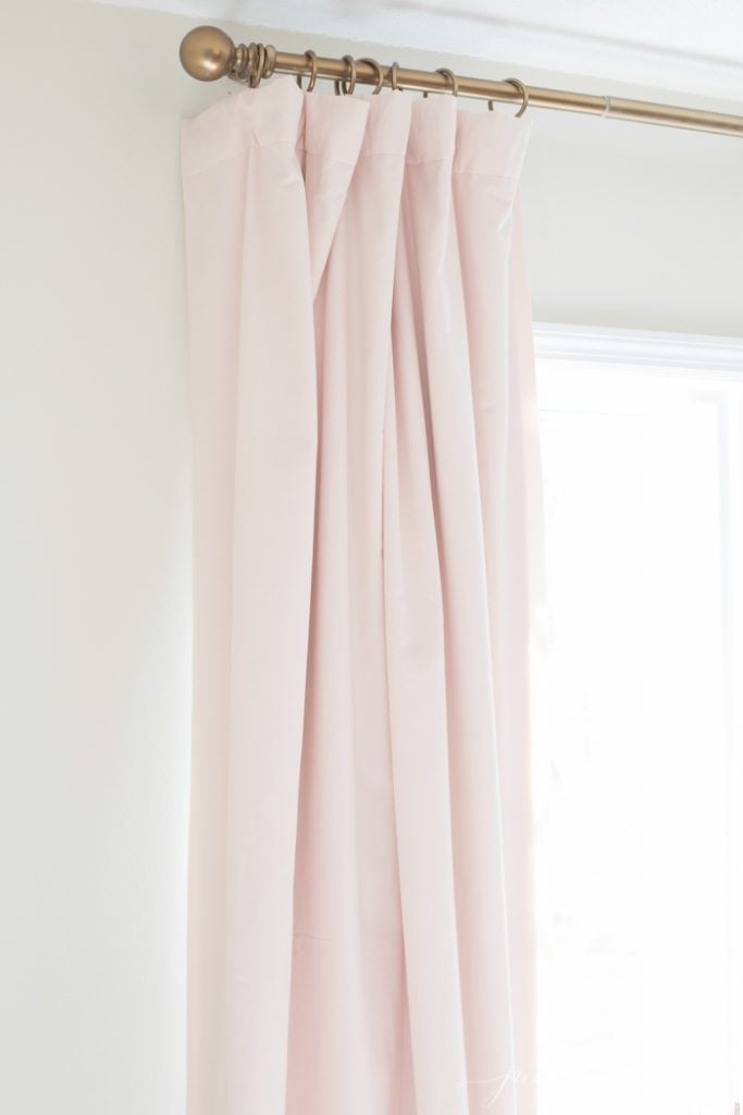 how to hang curtains to pleat pretty