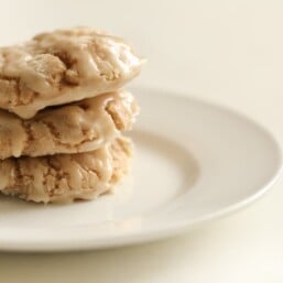 iced sugar cookies that taste like apple pie