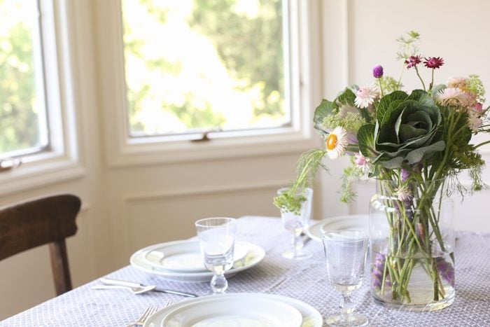 how to set a casual table for fall