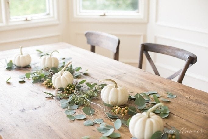 easy step by step tutorial for a 5 minute Thanksgiving centerpiece with mini pumpkins