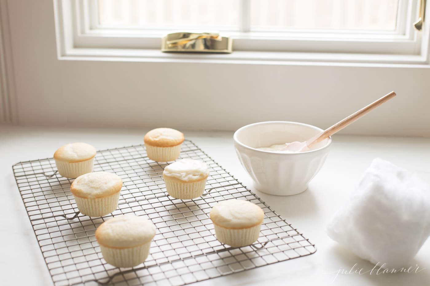 how to make bunny cupcakes