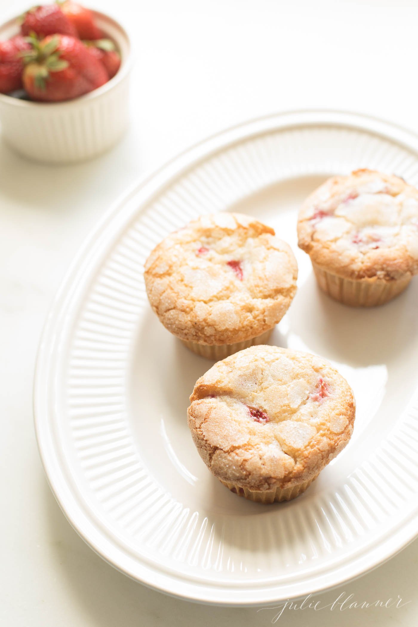 strawberry muffins