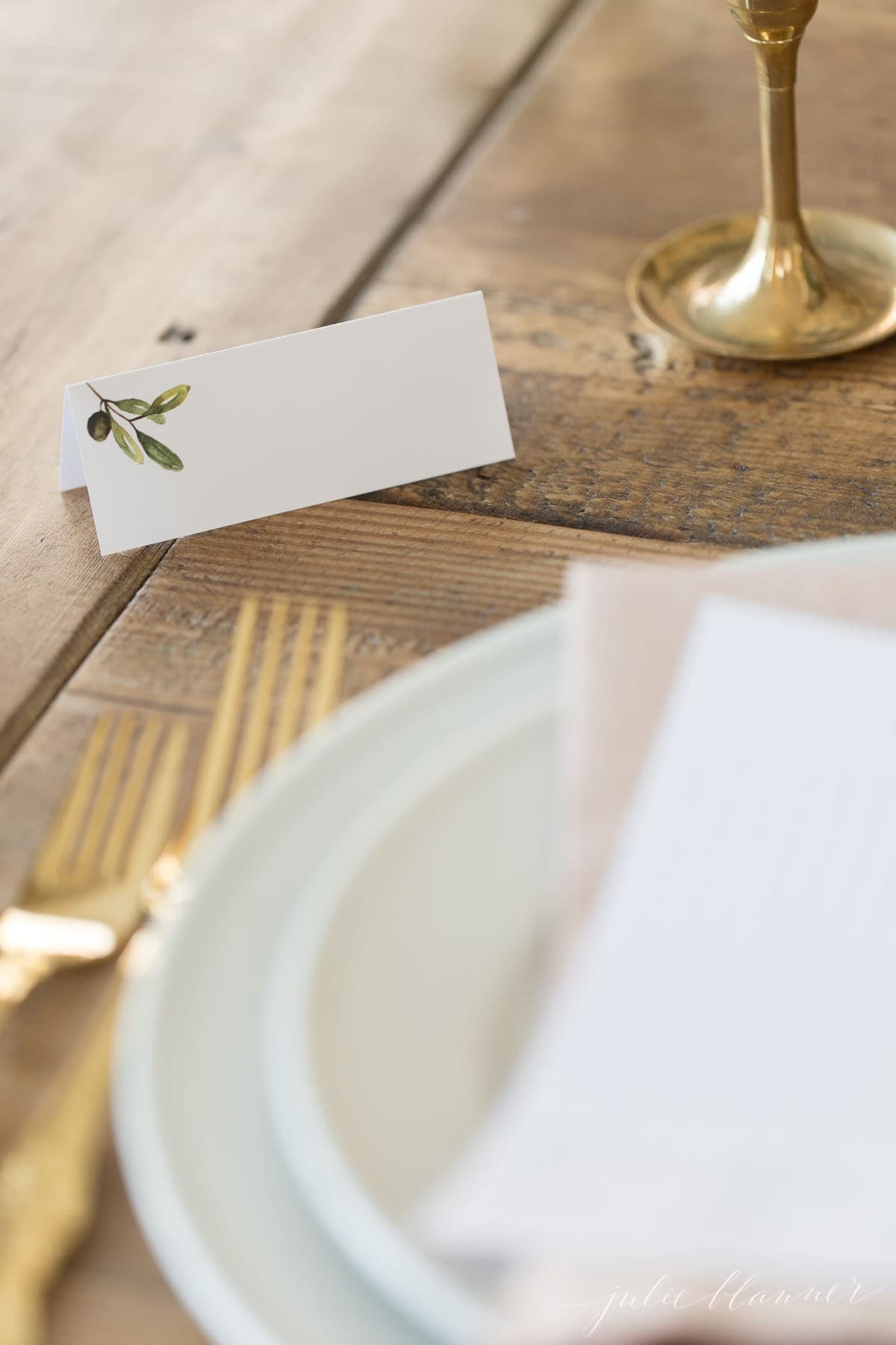 use place cards for christmas games