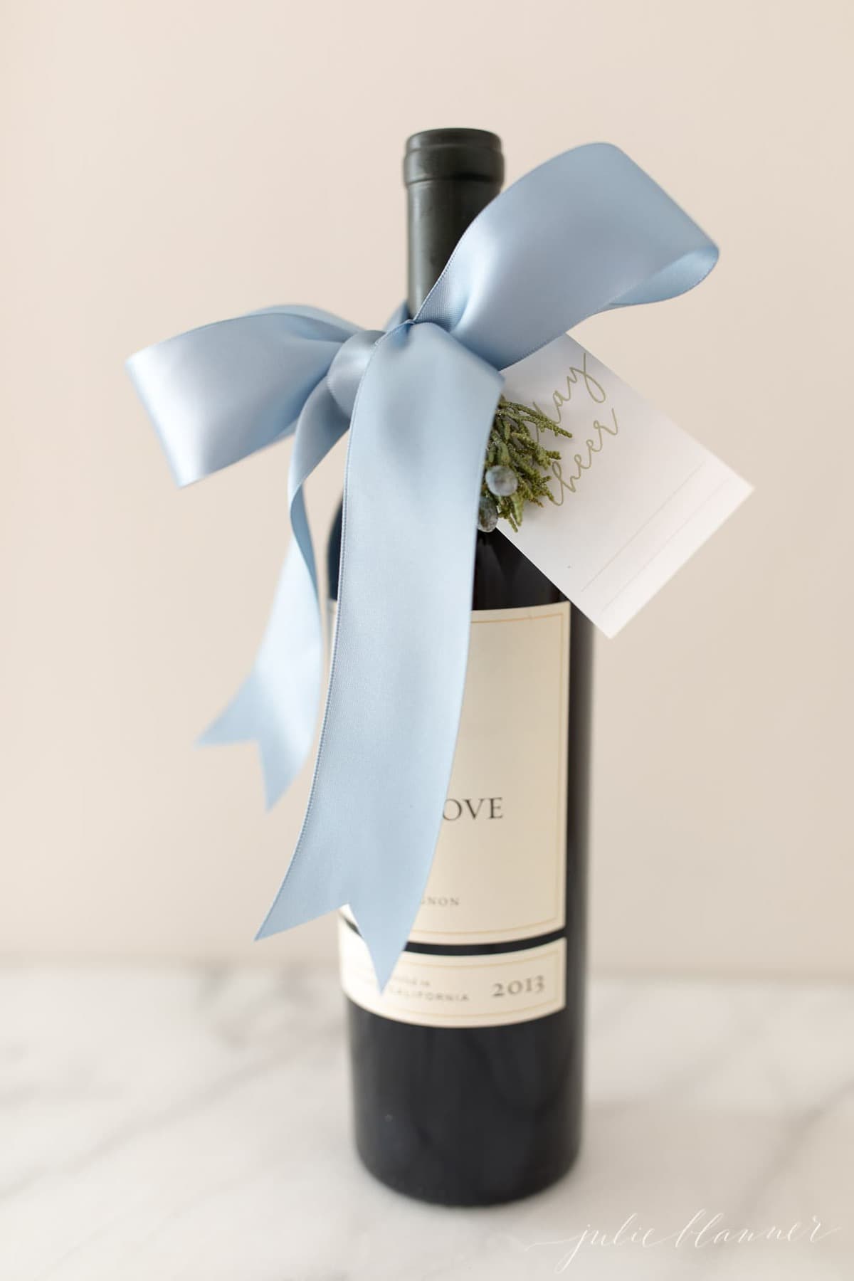 how to gift wine