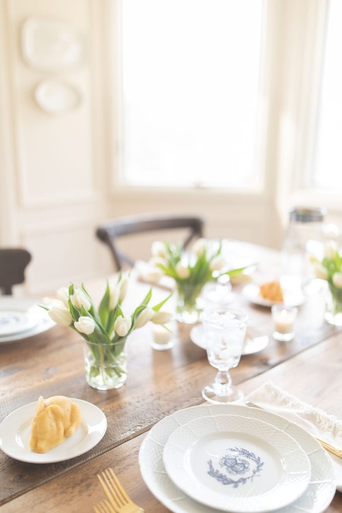 easter table with tulip centerpiece