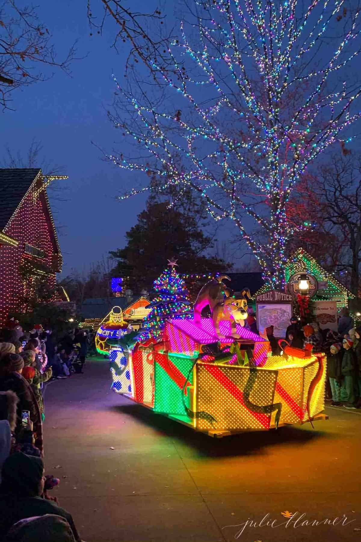 christmas parade at silver dollar city