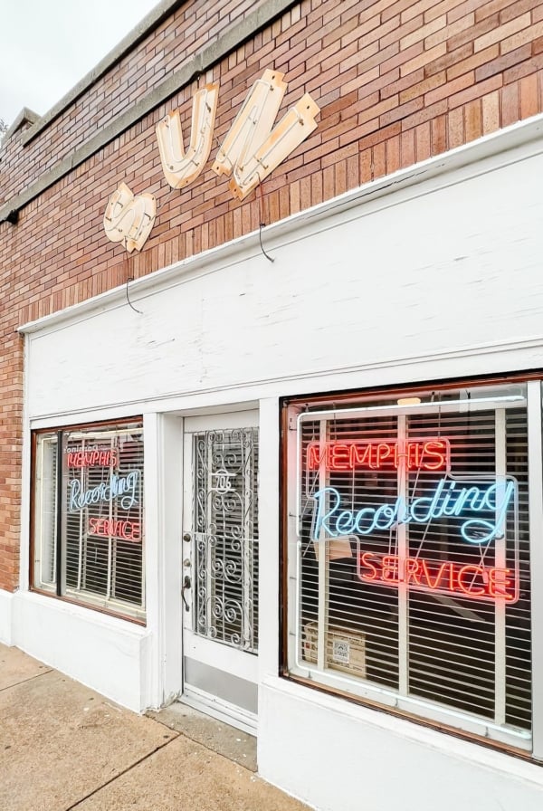 Exterior of a recording studio in Memphis Tennessee